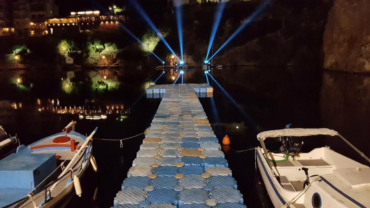 Straight To The Lake View Apartments 圣尼古拉奥斯 外观 照片